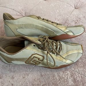 Guess womens sneakers in size 9.5